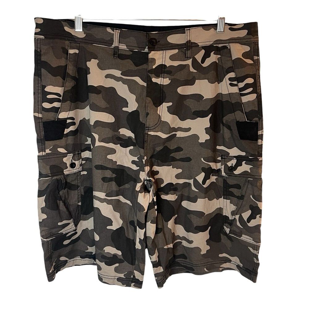 Beverly Hills Polo Club Mens Khaki Modern Stretch Cargo Shorts Size 40 Camo NWOT